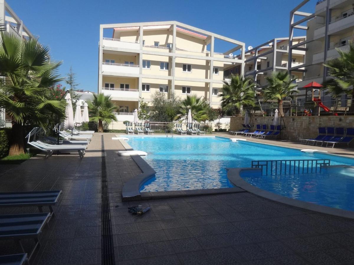 Luxury Gated Comunity Apartament